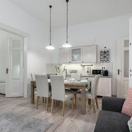 Perfect Day 3 -3 Bedr, 2 Bathrooms بودابست المظهر الخارجي الصورة