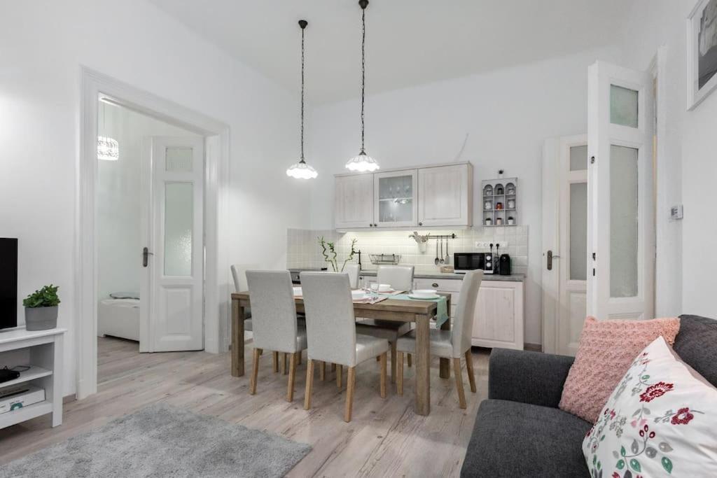 Perfect Day 3 -3 Bedr, 2 Bathrooms بودابست المظهر الخارجي الصورة